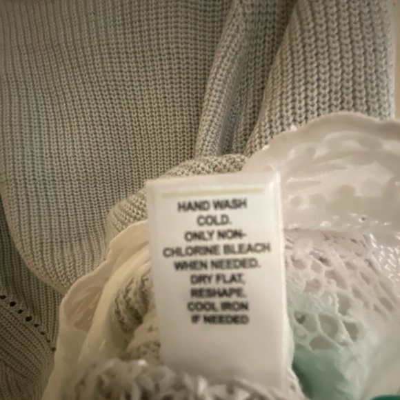 Cato oversized Sweater with Lace bottom Size 18 / 20W - Picture 5 of 9